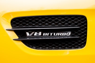 V8 Biturbo车辆部分
